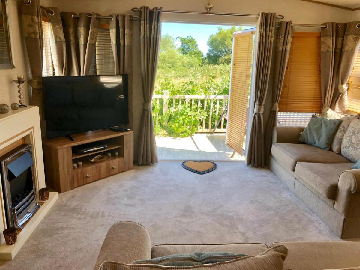 Blackpool Caravans Marton Mere Экстерьер фото
