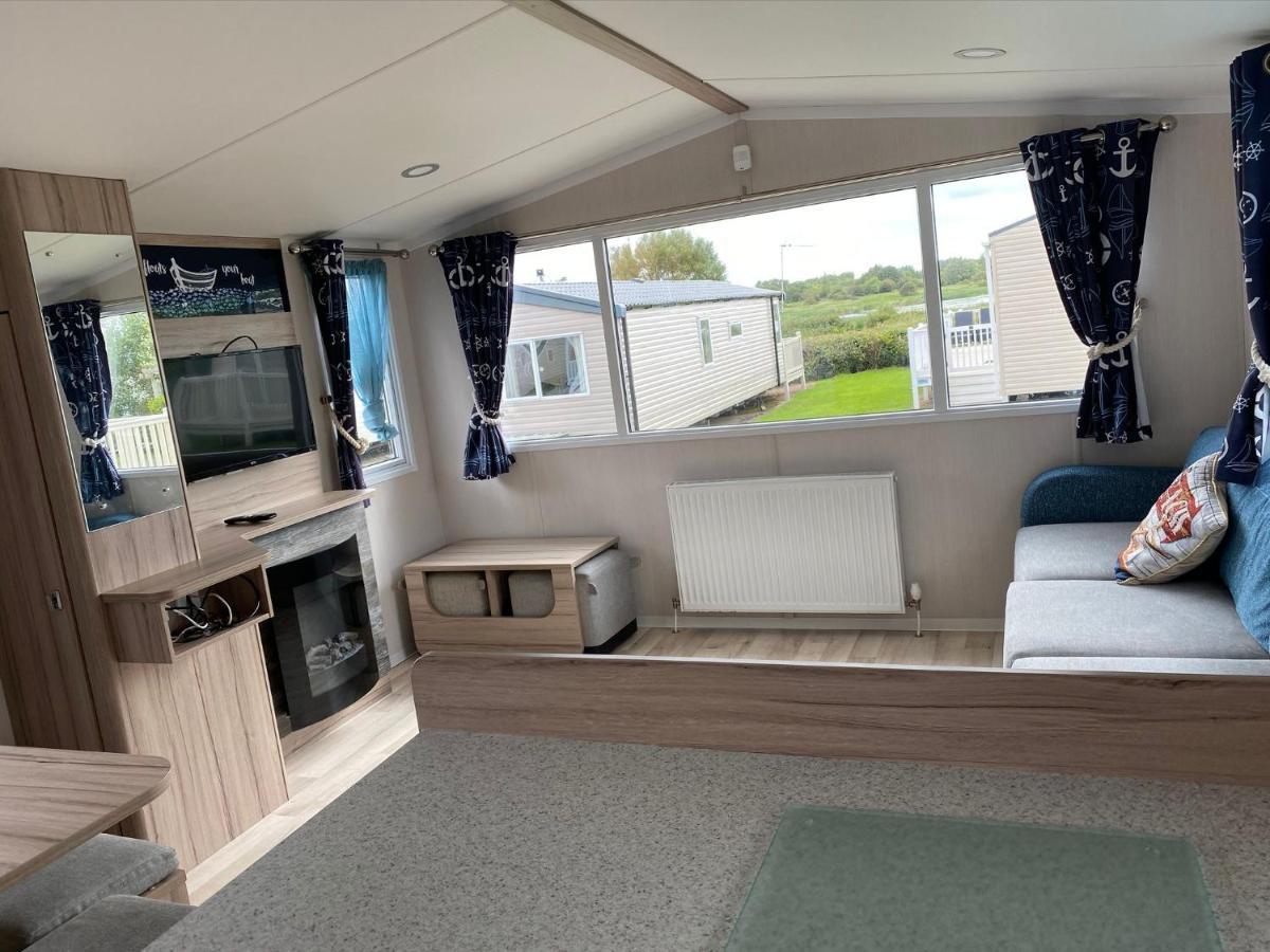 Blackpool Caravans Marton Mere Экстерьер фото
